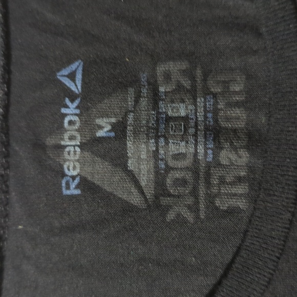 Reebok tank - Picture 2 of 3